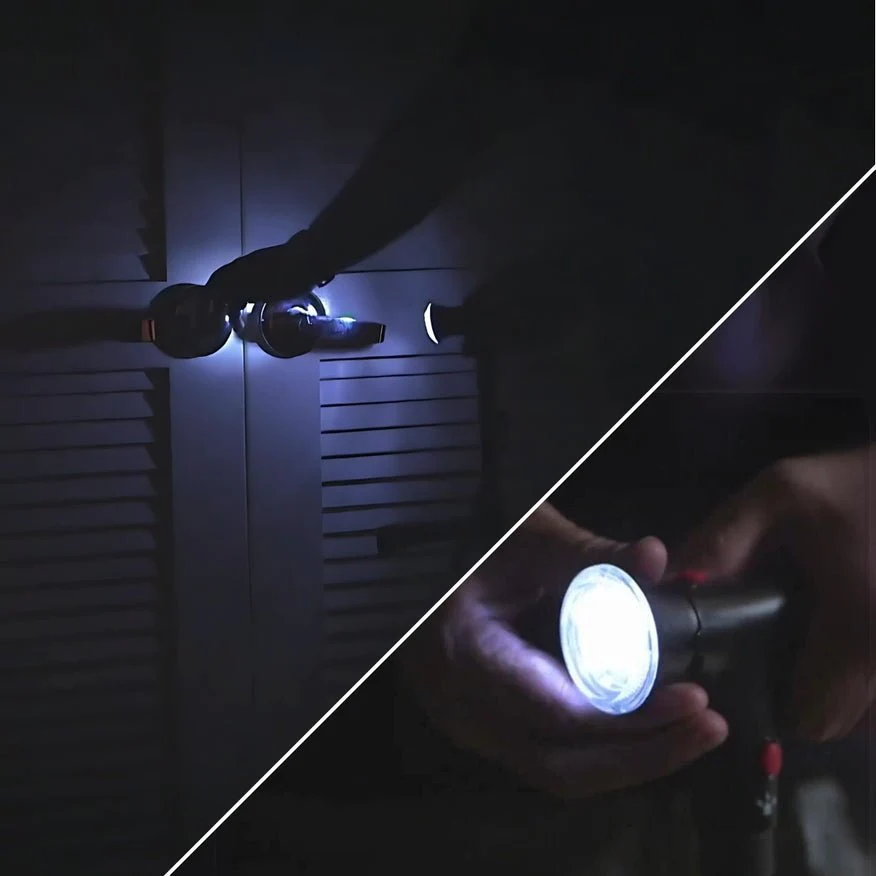 Canne de soutien avec lampe LED éclairant un couloir sombre